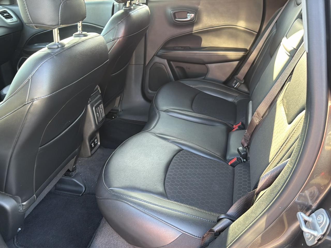 Jeep Compass Latitude FWD 2019