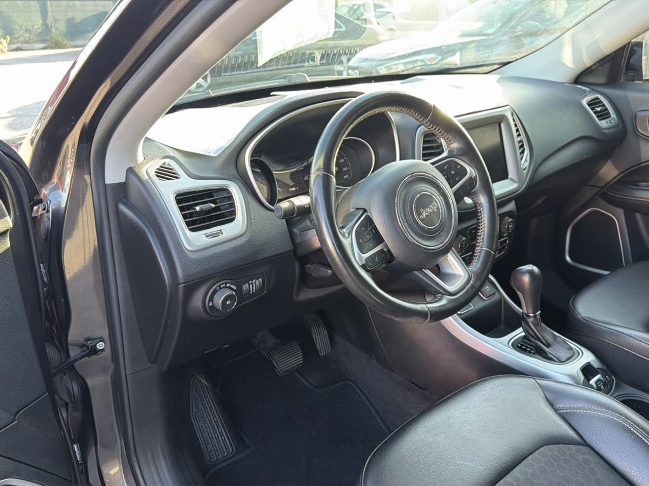Jeep Compass Latitude FWD 2019
