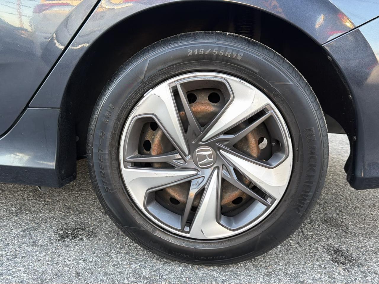 Honda Civic 4dr Sdn LX Auto 2019