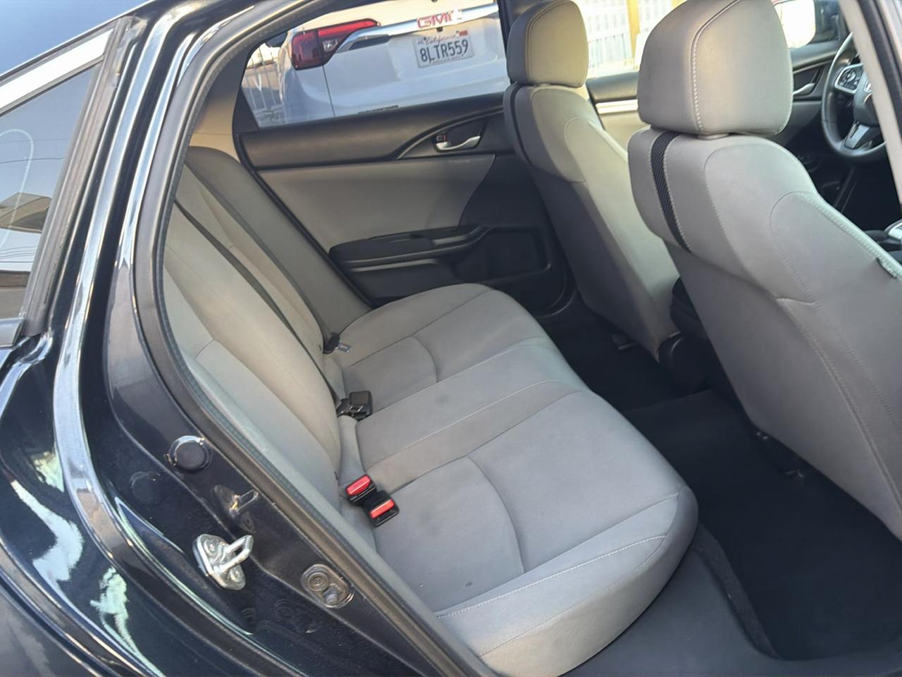 Honda Civic 4dr Sdn LX Auto 2019