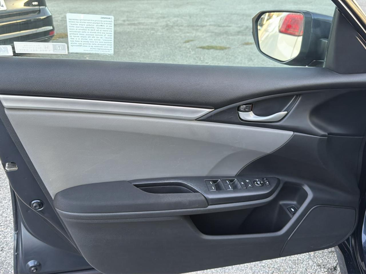 Honda Civic 4dr Sdn LX Auto 2019