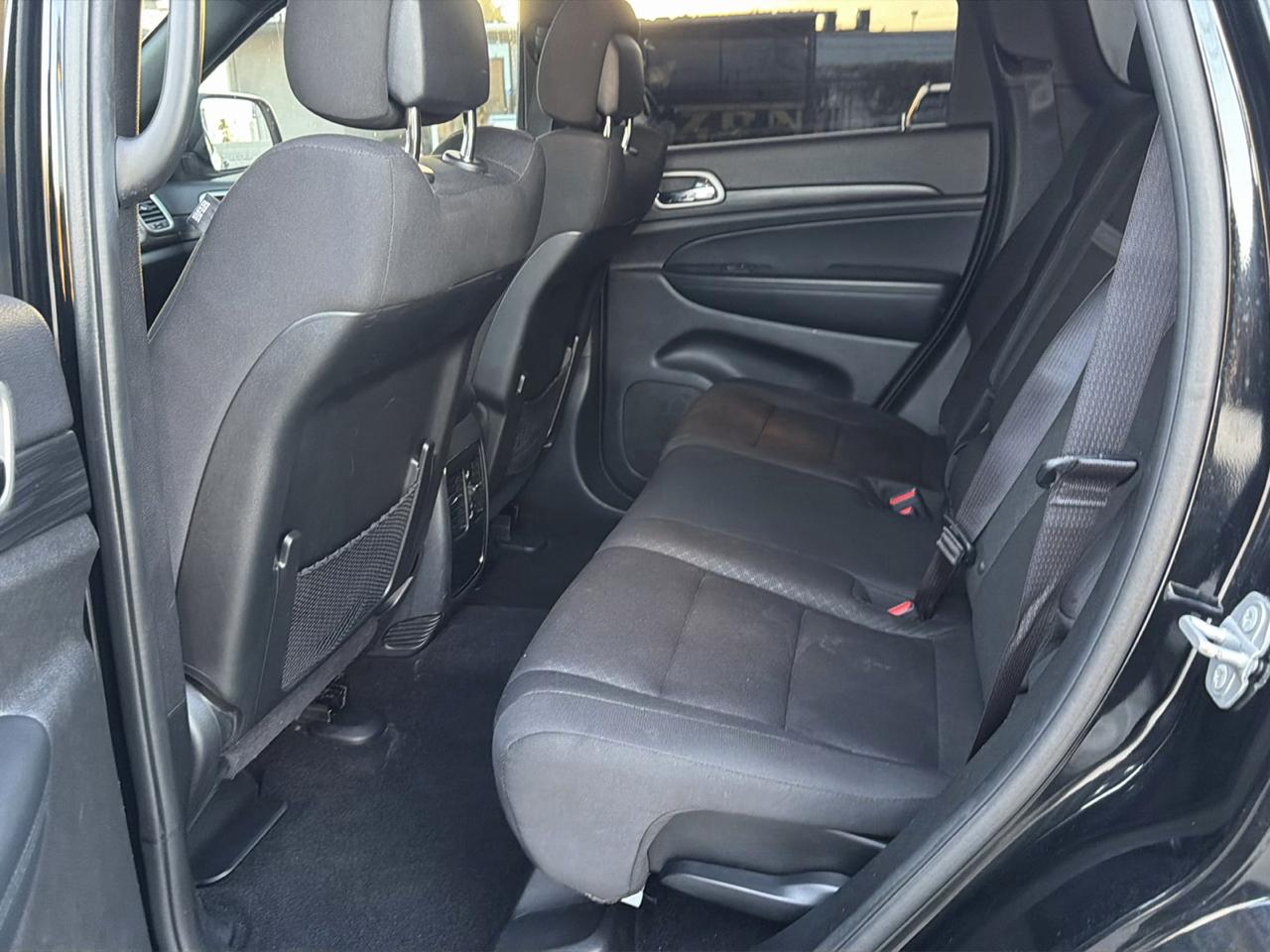 Jeep Grand Cherokee Laredo E 2WD 2021