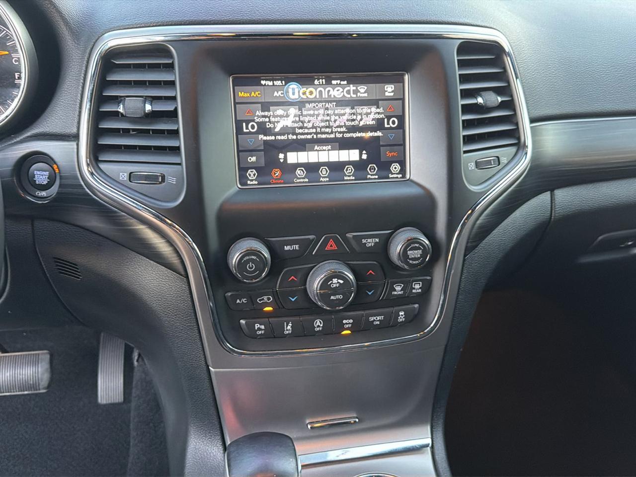 Jeep Grand Cherokee Laredo E 2WD 2021