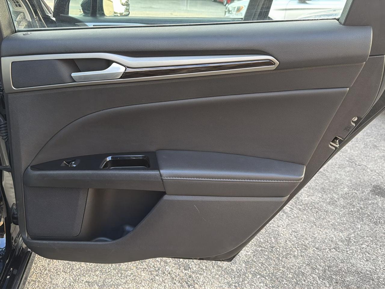 Ford Fusion SE 2016