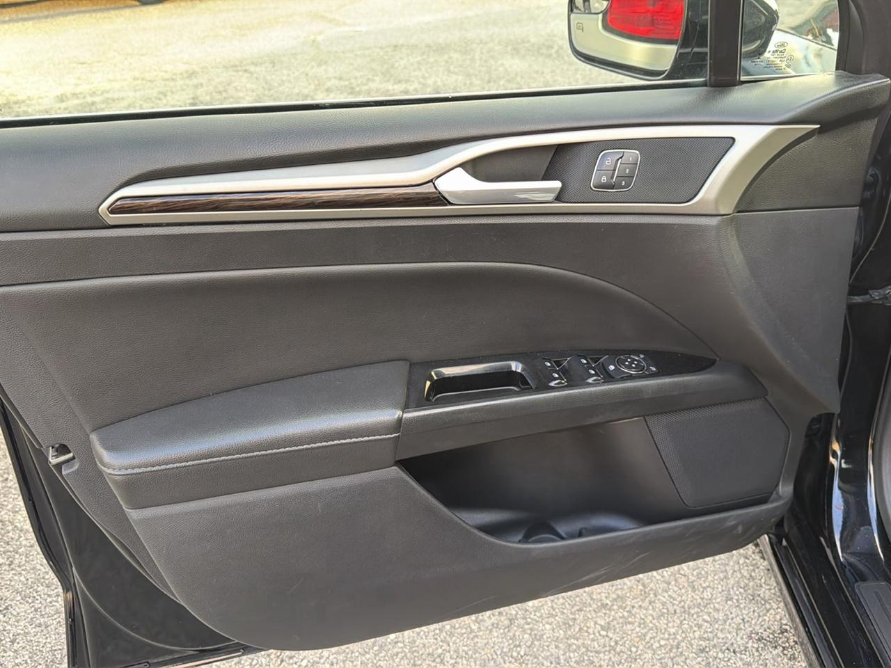 Ford Fusion SE 2016