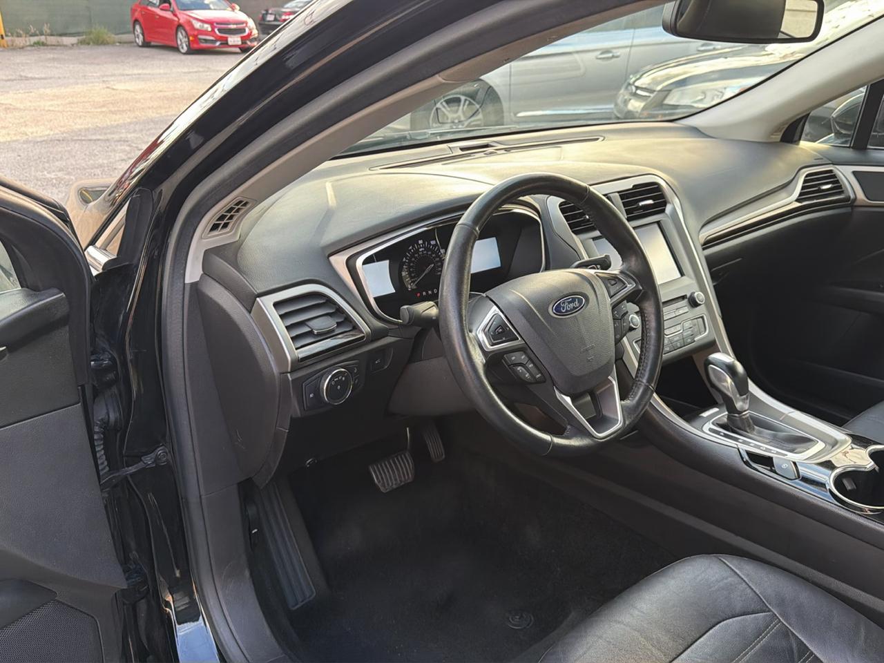 Ford Fusion SE 2016