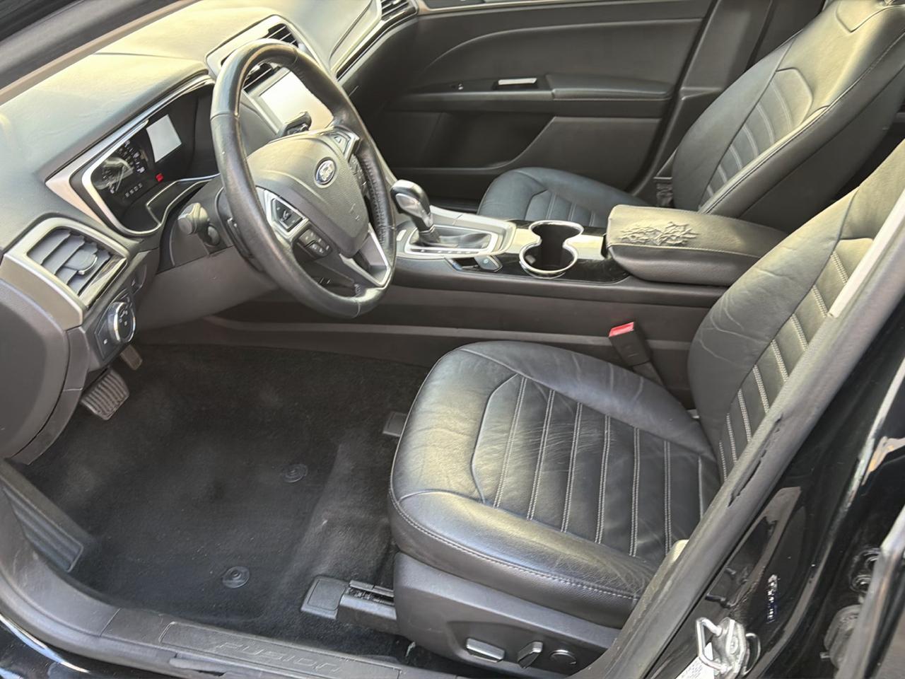 Ford Fusion SE 2016