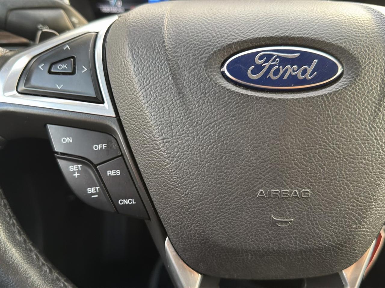 Ford Fusion SE 2016