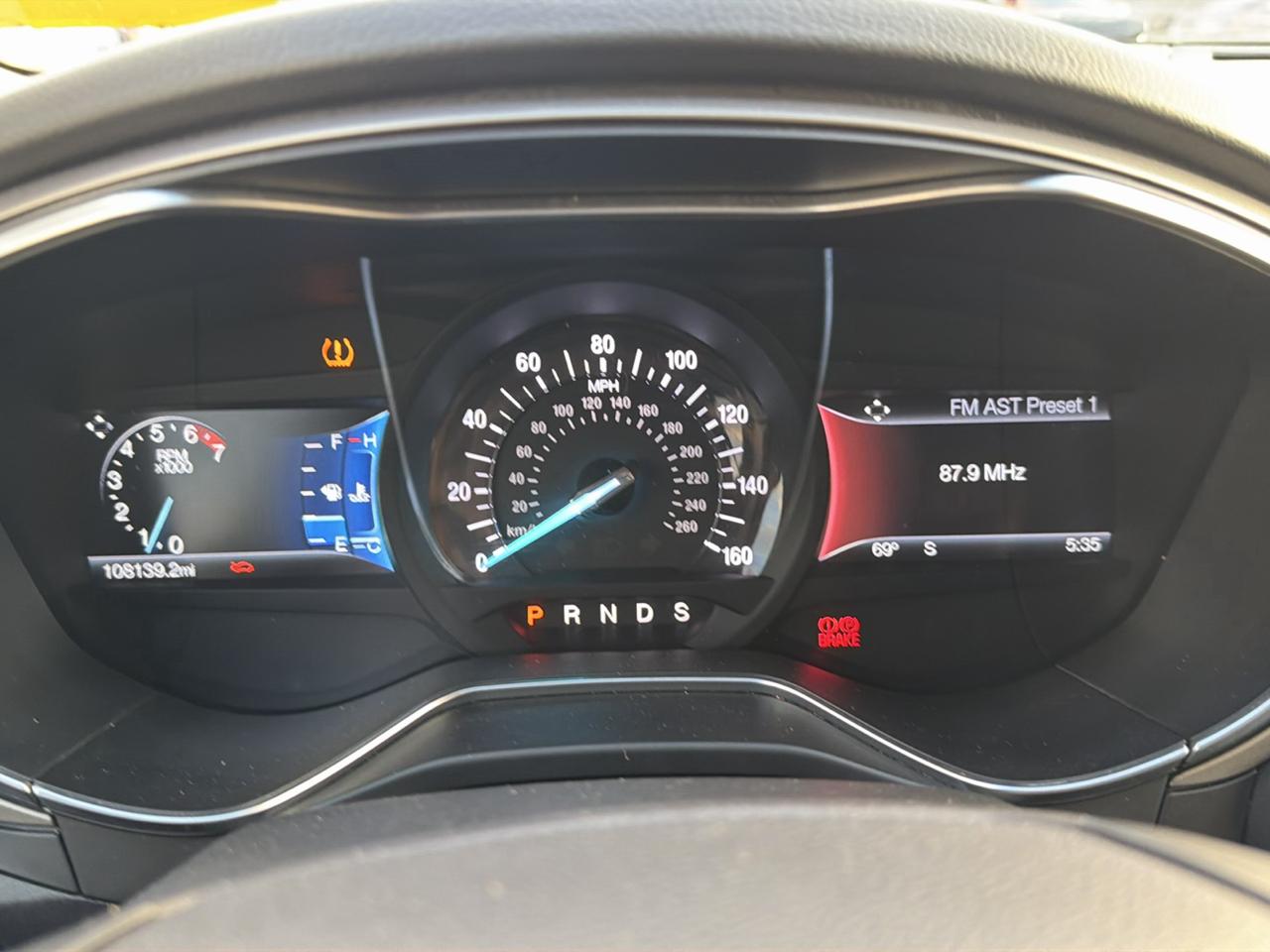 Ford Fusion SE 2016