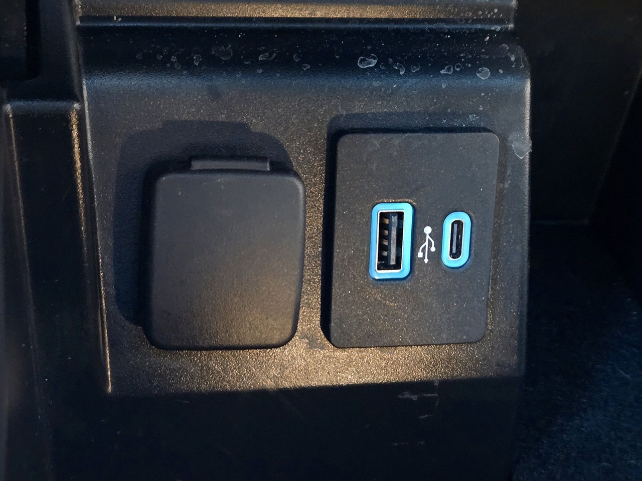 Ford Explorer XLT RWD 2022 Ford Explorer XLT RWD 2022