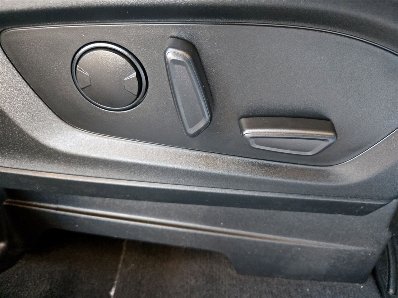 Ford Explorer XLT RWD 2022 Ford Explorer XLT RWD 2022