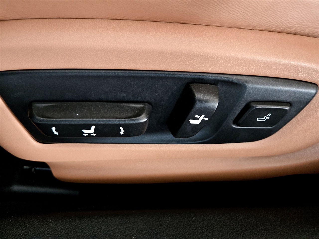 Lexus GS 350 4dr Sdn RWD 2015 Lexus GS 350 4dr Sdn RWD 2015