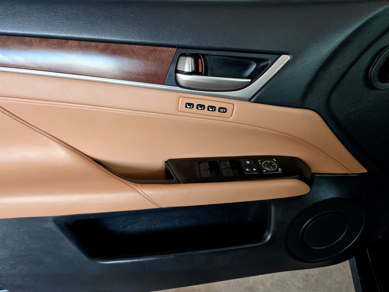 Lexus GS 350 4dr Sdn RWD 2015 Lexus GS 350 4dr Sdn RWD 2015