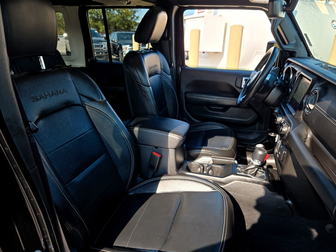 Jeep Wrangler 4xe Unlimited Sahara 4x4 2022 Jeep Wrangler 4xe Unlimited Sahara 4x4 2022