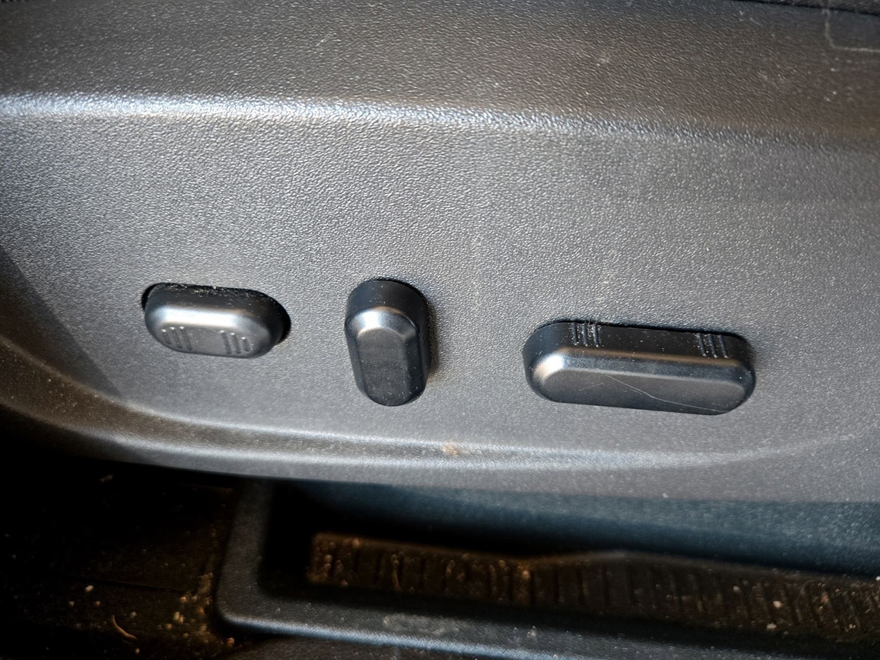 Ford Escape Titanium FWD 2019 Ford Escape Titanium FWD 2019