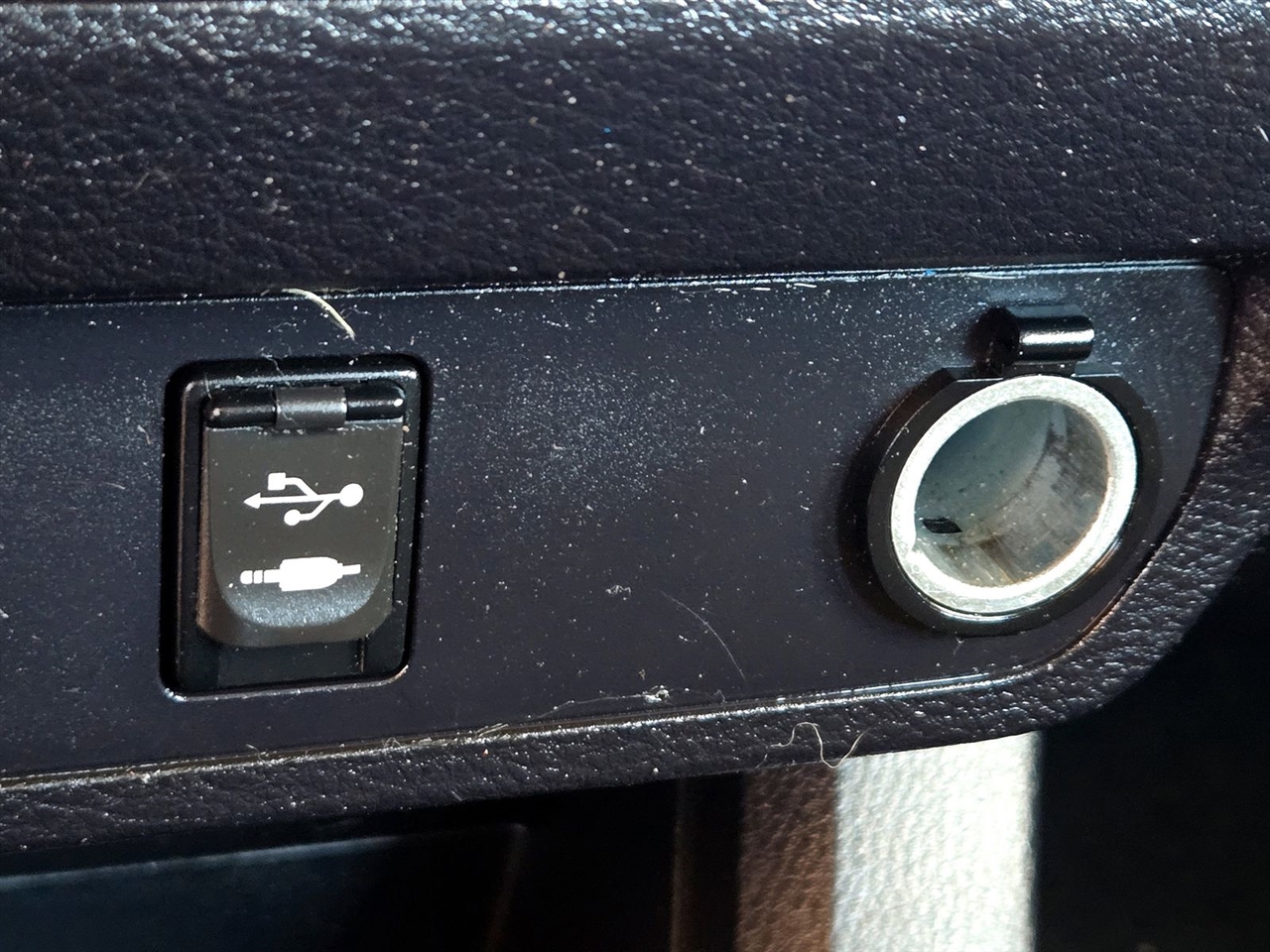 Toyota Tacoma TRD Off Road Double Cab 5' Bed V6 4x4 MT (Natl) 2018 Toyota Tacoma TRD Off Road Double Cab 5' Bed V6 4x4 MT (Natl) 2018