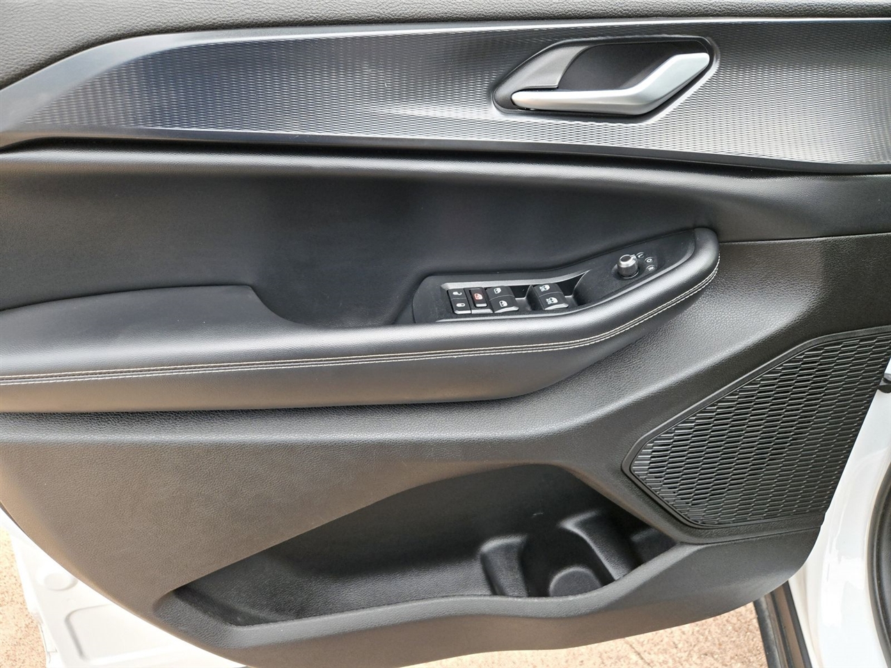 Jeep Grand Cherokee L Laredo 4x2 2023 Jeep Grand Cherokee L Laredo 4x2 2023