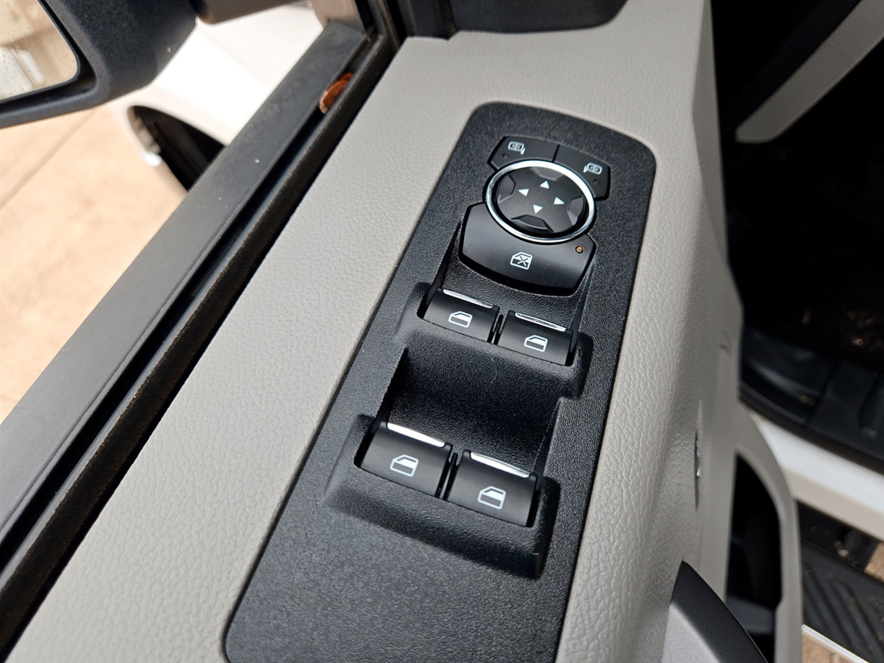 Ford F-150 King Ranch 4WD SuperCrew 5.5' Box 2020 Ford F-150 King Ranch 4WD SuperCrew 5.5' Box 2020