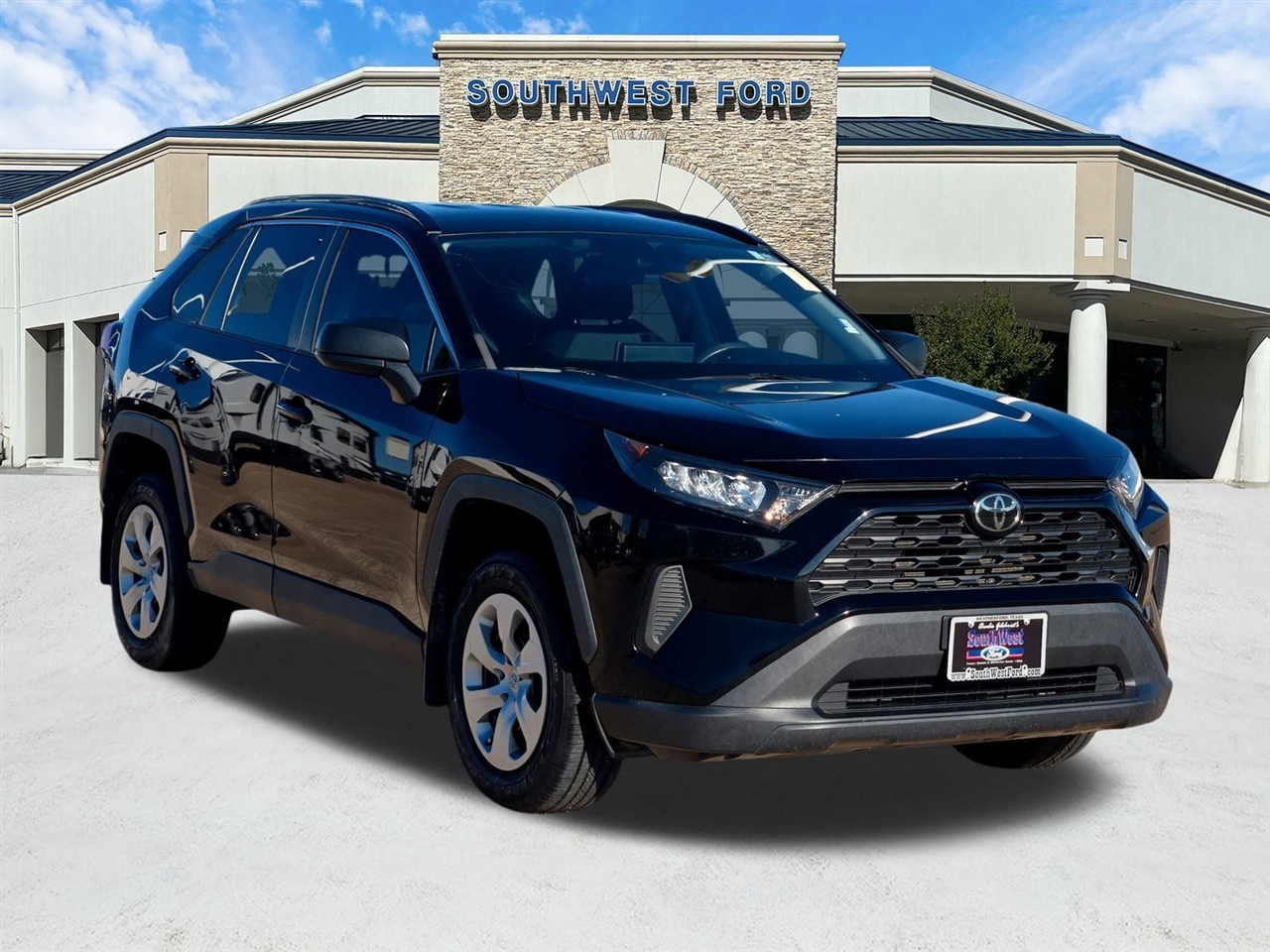 2021 Toyota RAV4 LE FWD (Natl)