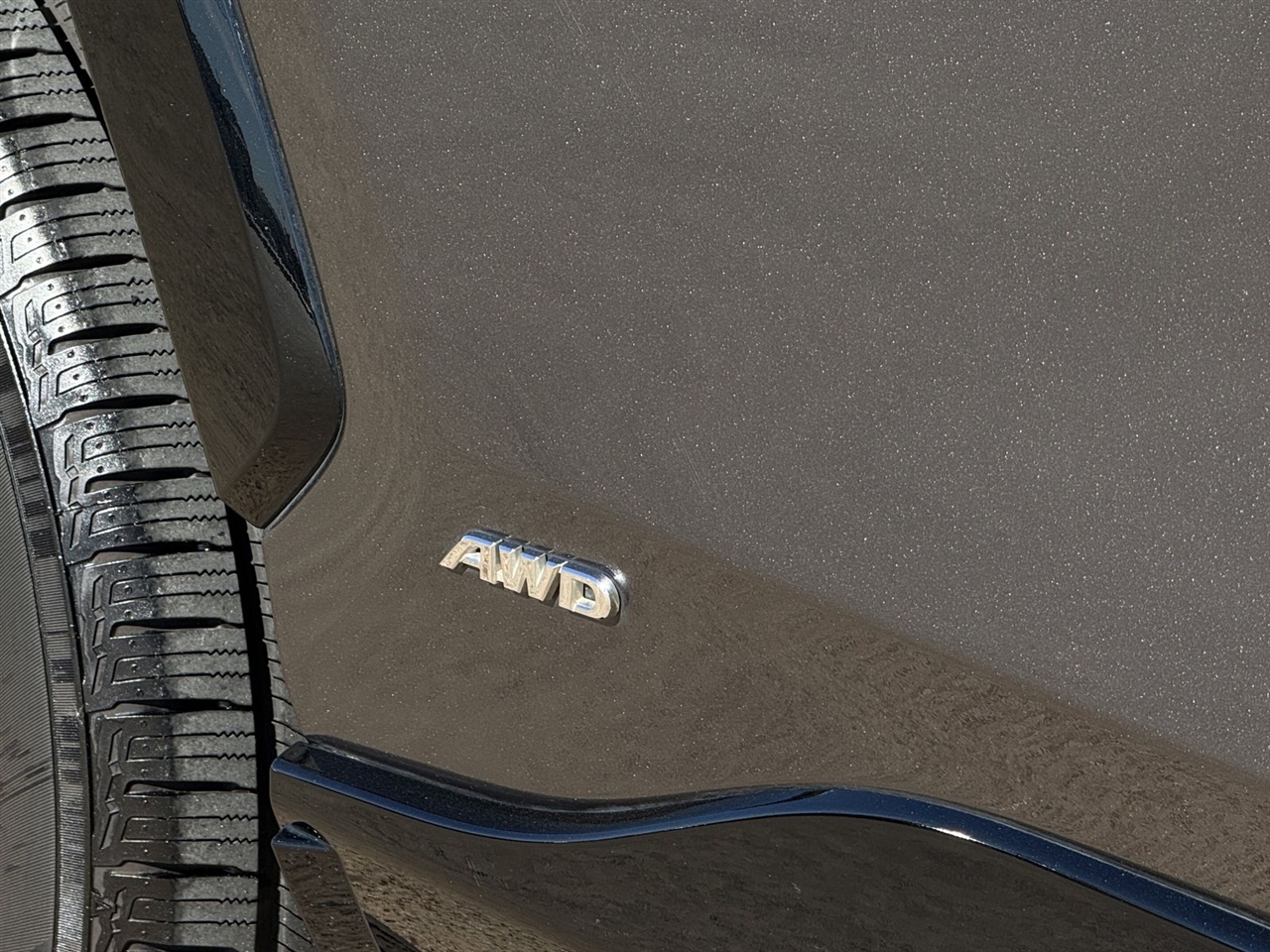 Toyota RAV4 Hybrid XSE AWD (Natl) 2021