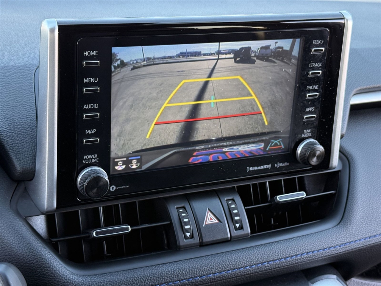 Toyota RAV4 Hybrid XSE AWD (Natl) 2021