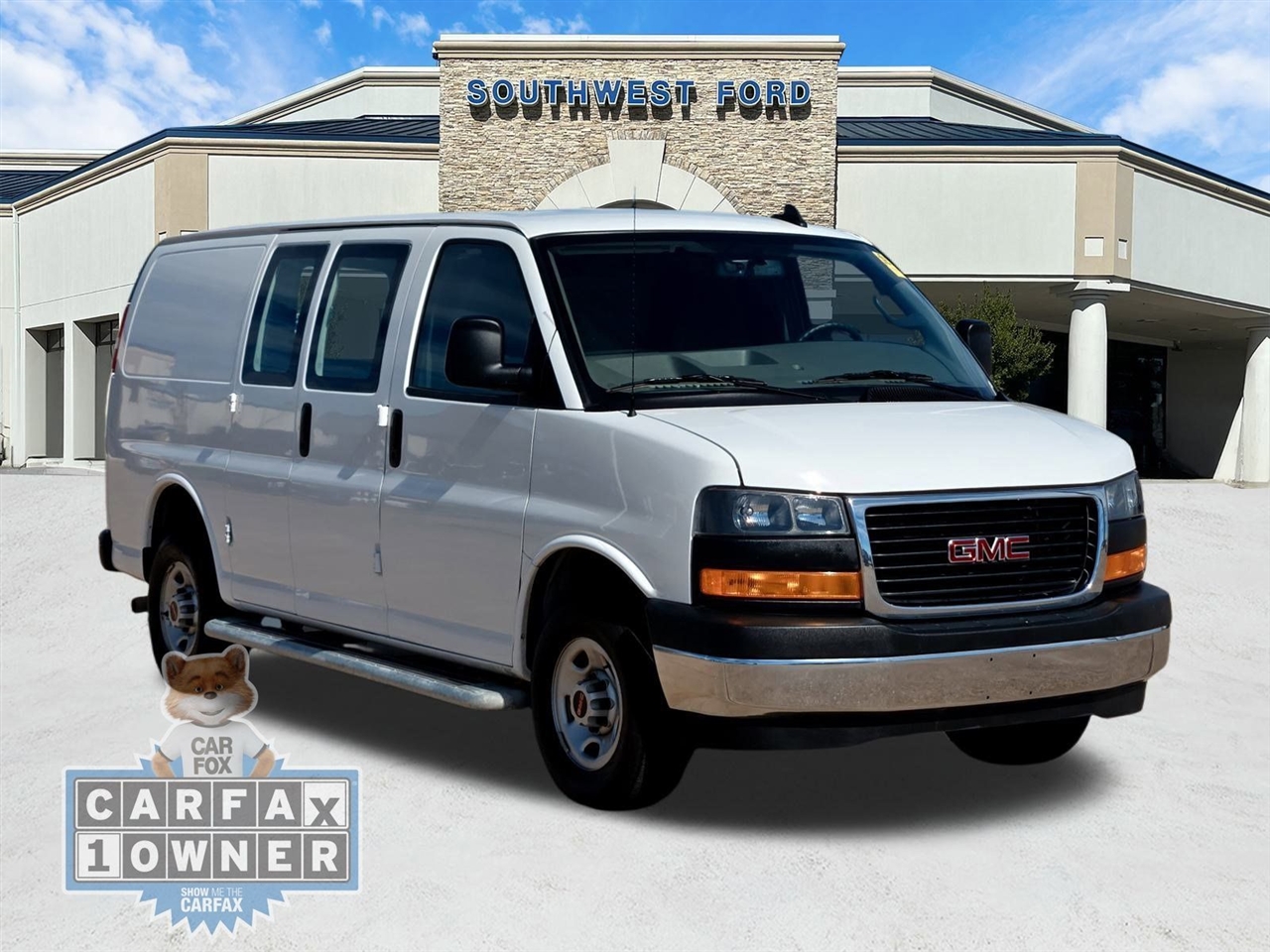 2024 GMC Savana Cargo Van RWD 2500 135"