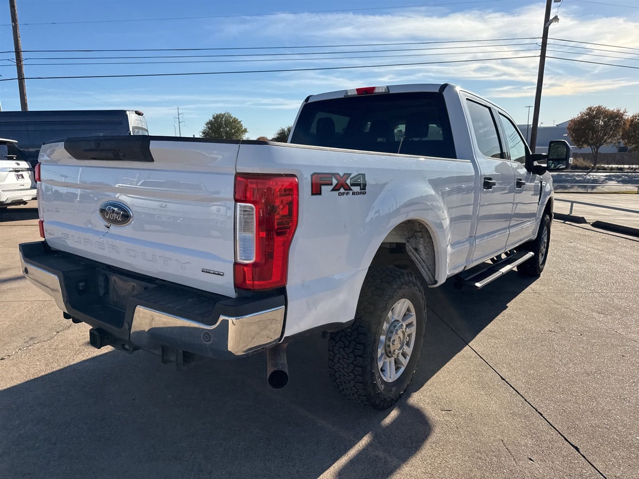 Ford Super Duty F-250 SRW King Ranch 4WD Crew Cab 8' Box 2017