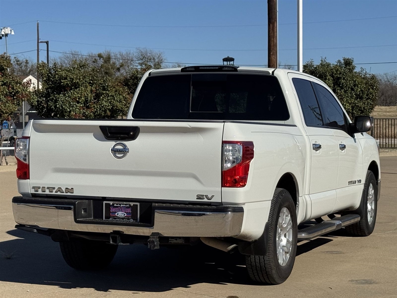 Nissan Titan 4x2 Crew Cab SV 2018