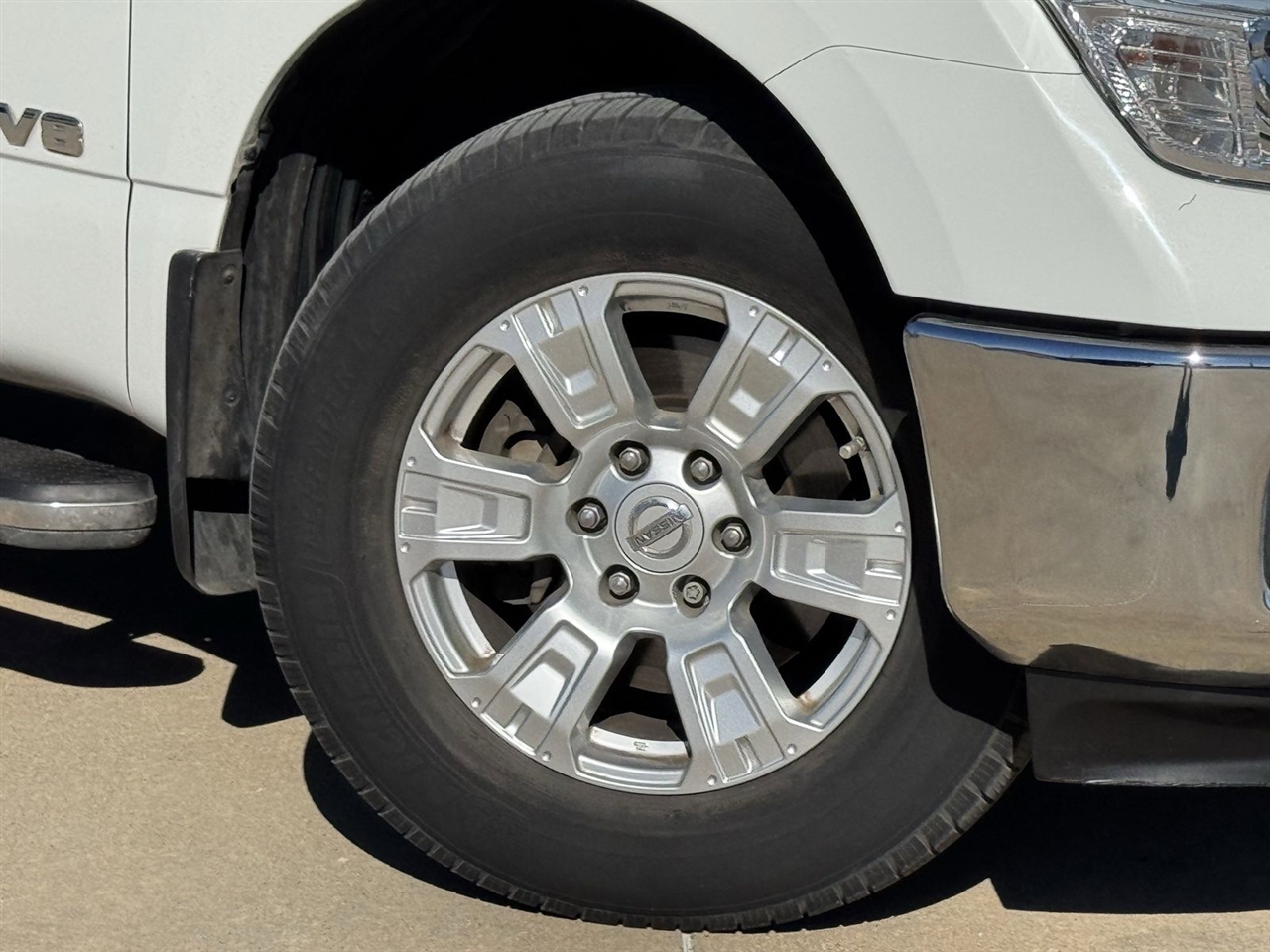 Nissan Titan 4x2 Crew Cab SV 2018