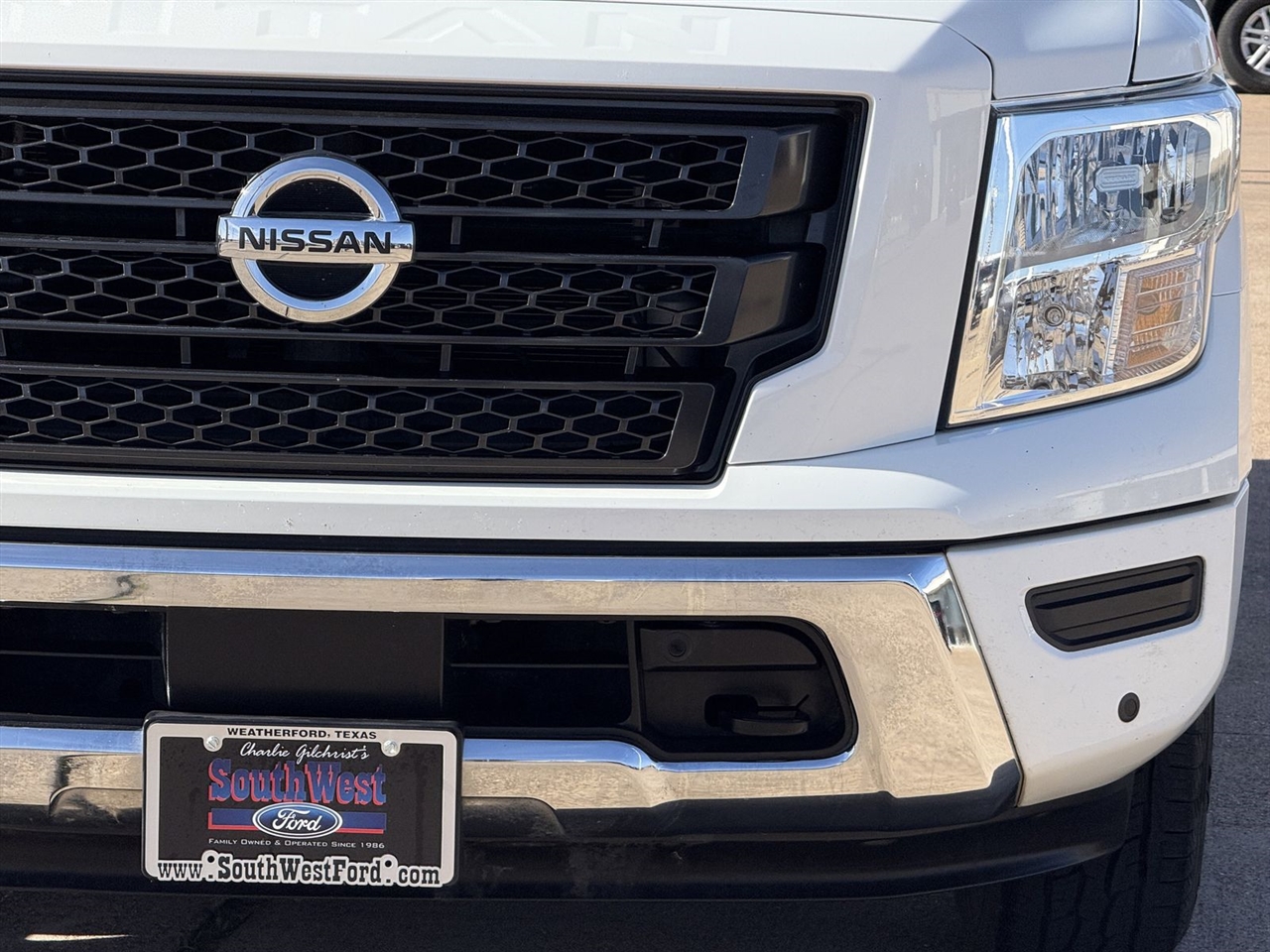 Nissan Titan 4x4 Crew Cab SV 2021