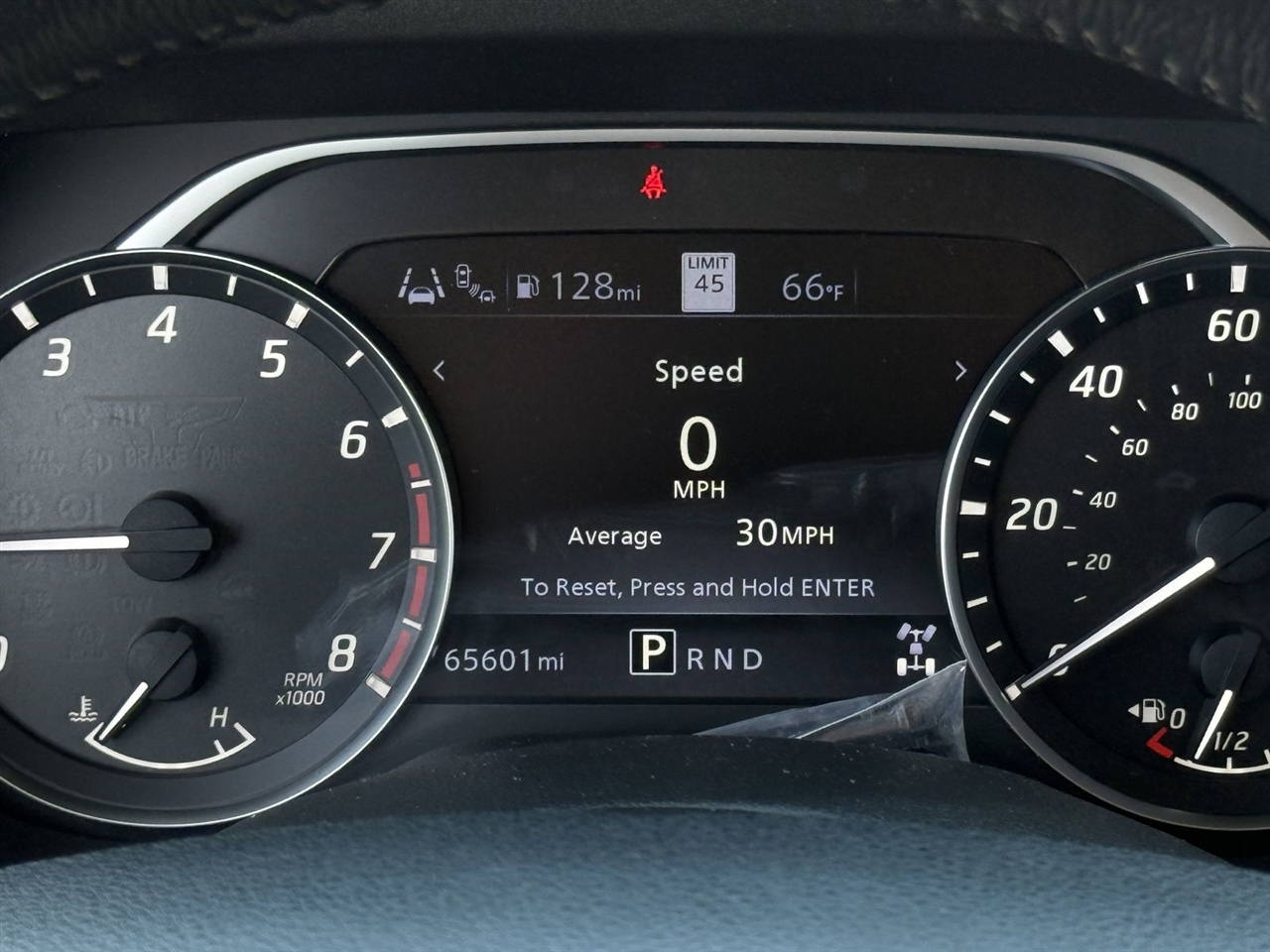 Nissan Titan 4x4 Crew Cab SV 2021