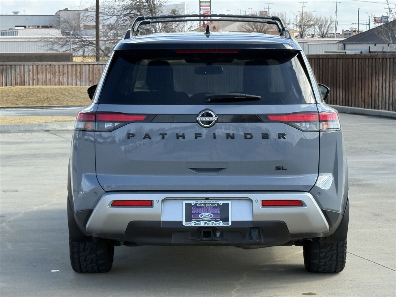 Nissan Pathfinder SL 2WD 2022