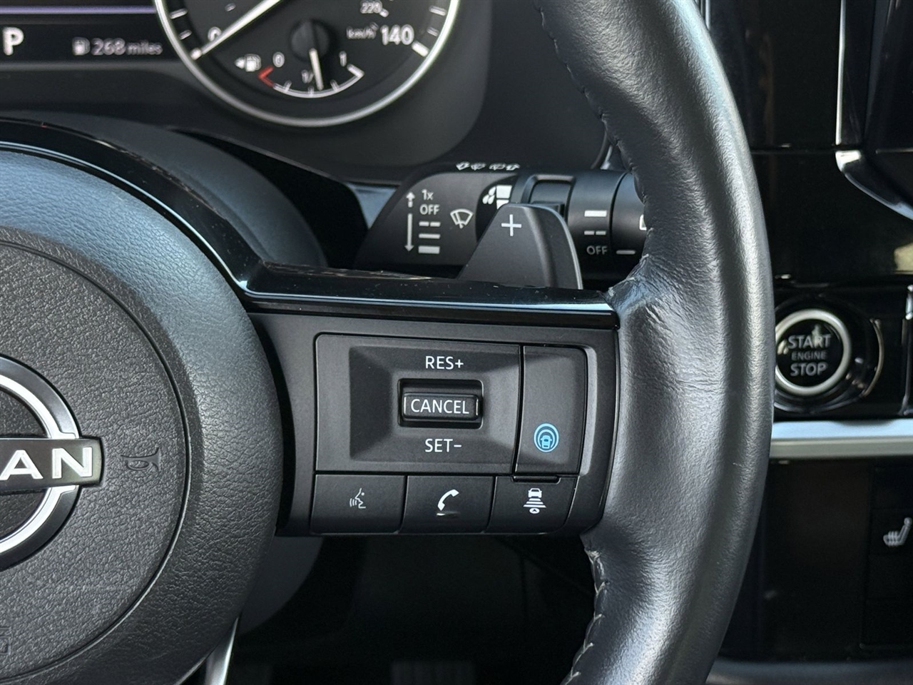 Nissan Pathfinder SL 2WD 2022