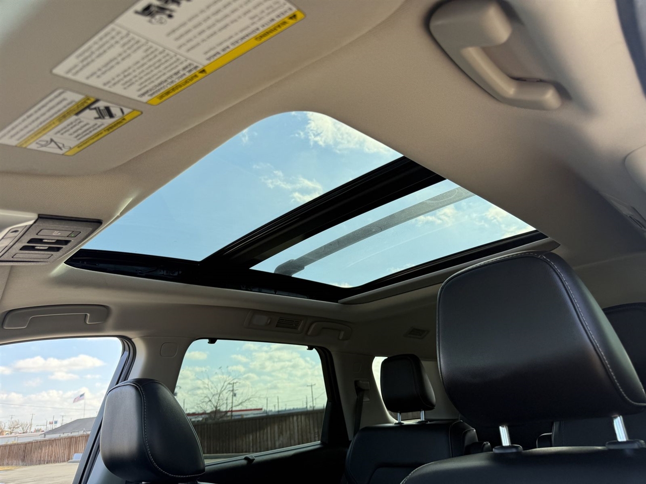 Nissan Pathfinder SL 2WD 2022