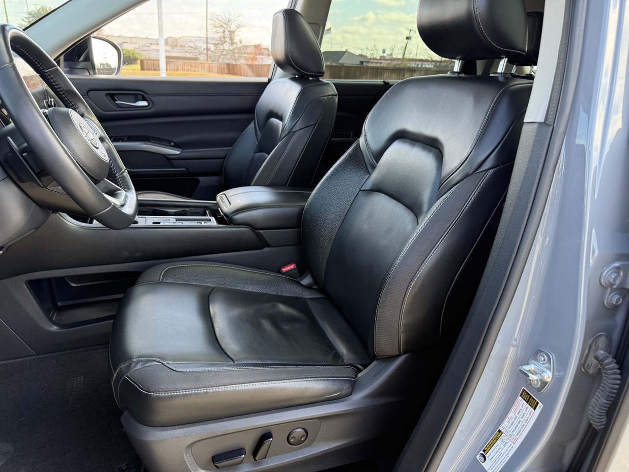 Nissan Pathfinder SL 2WD 2022