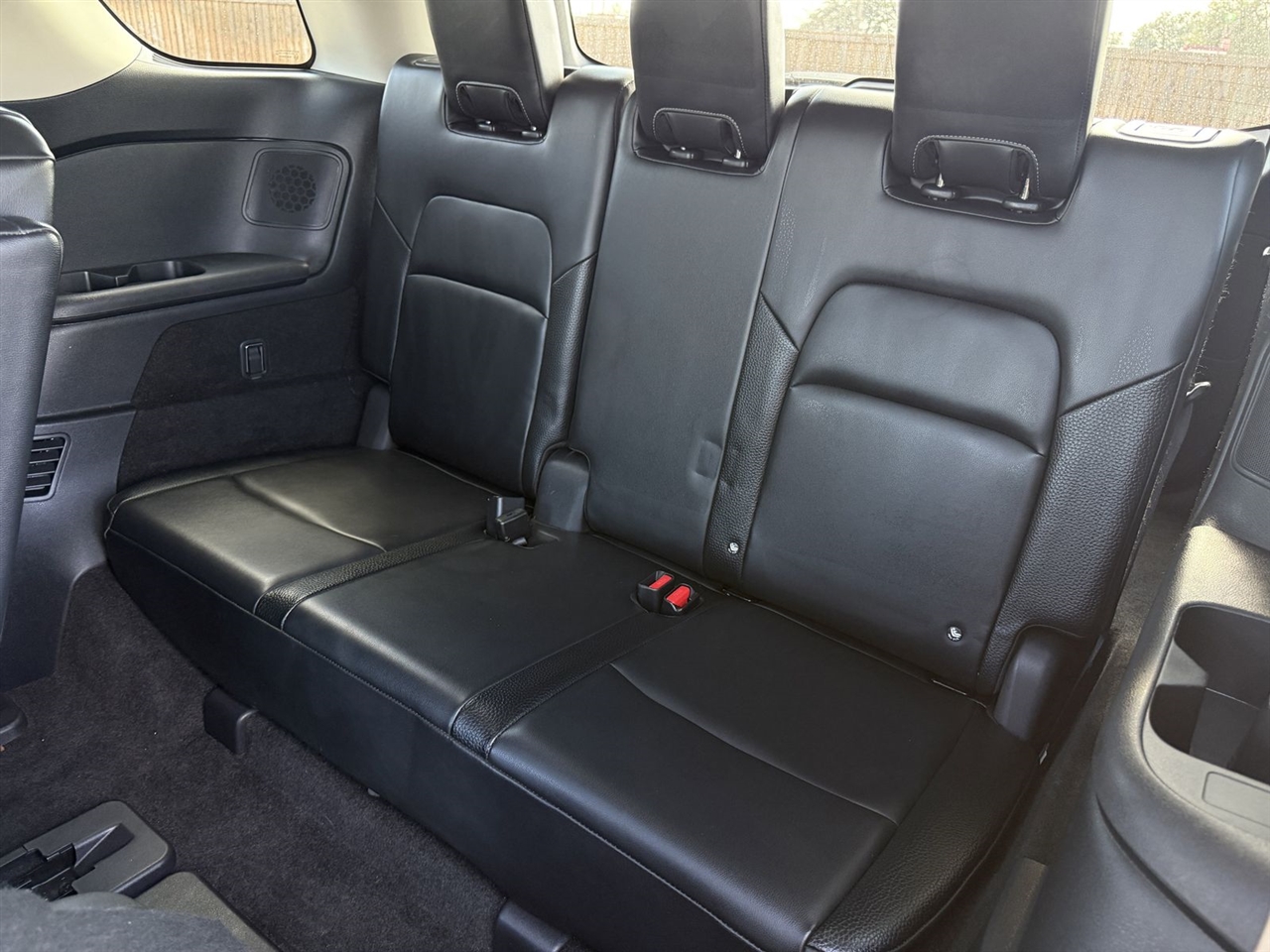 Nissan Pathfinder SL 2WD 2022