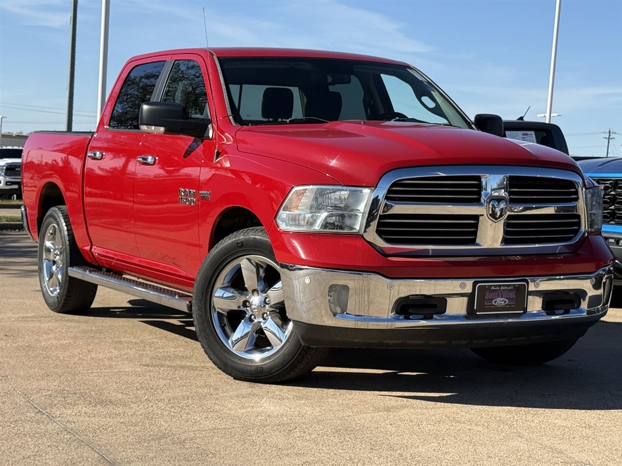 RAM 1500 4WD Crew Cab 140.5" Lone Star 2016