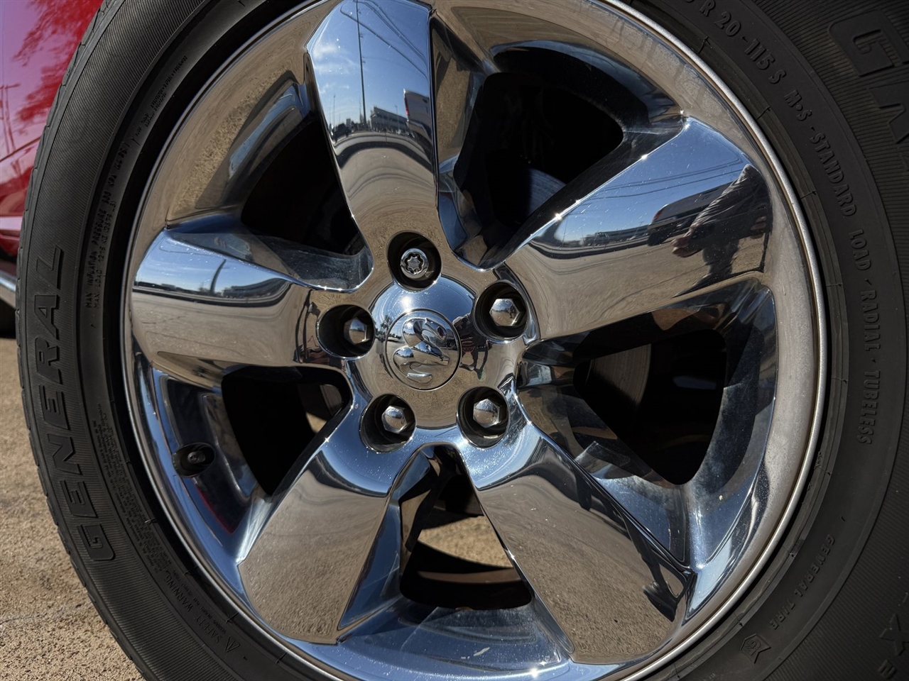 RAM 1500 4WD Crew Cab 140.5" Lone Star 2016