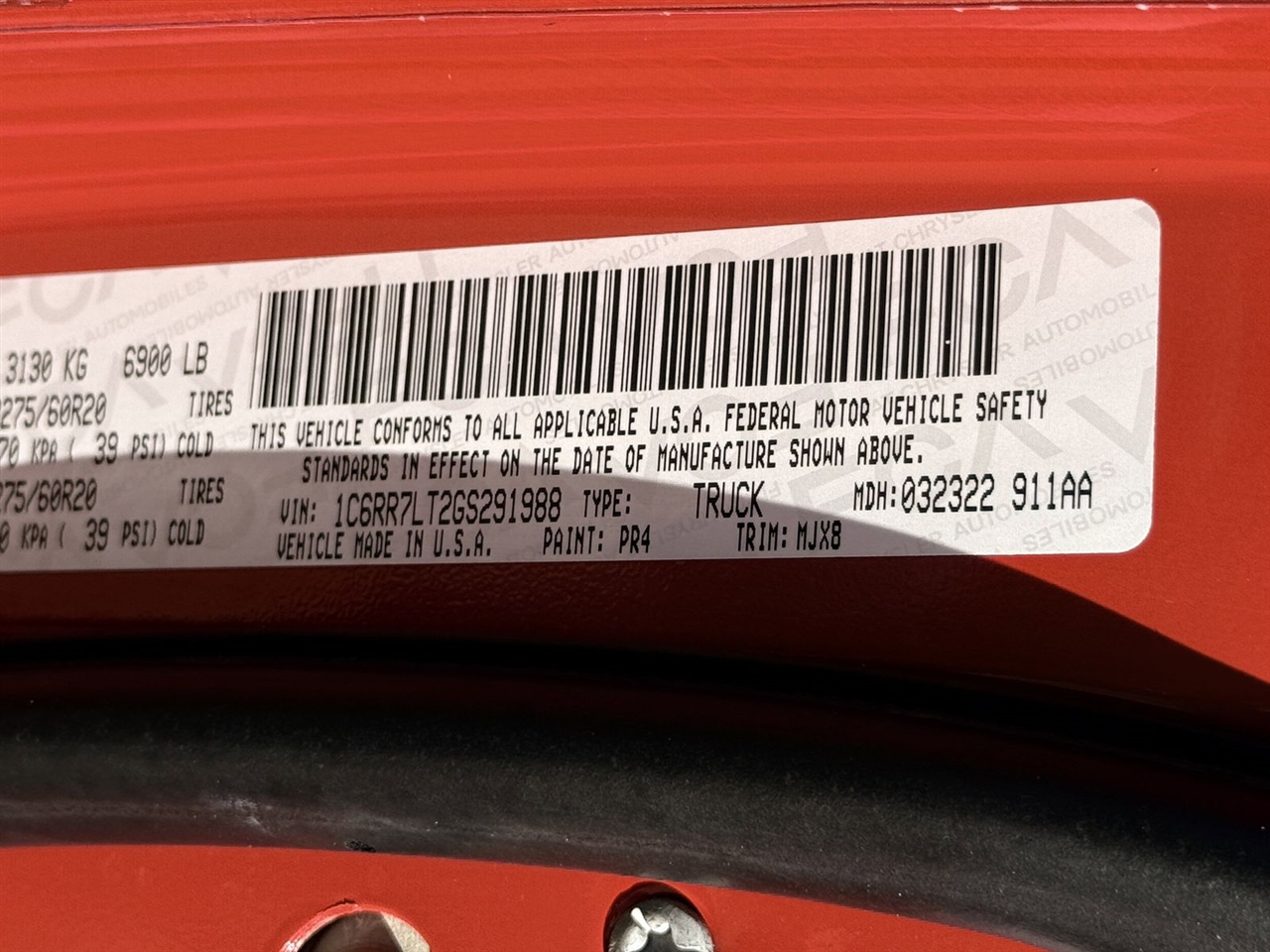 RAM 1500 4WD Crew Cab 140.5" Lone Star 2016