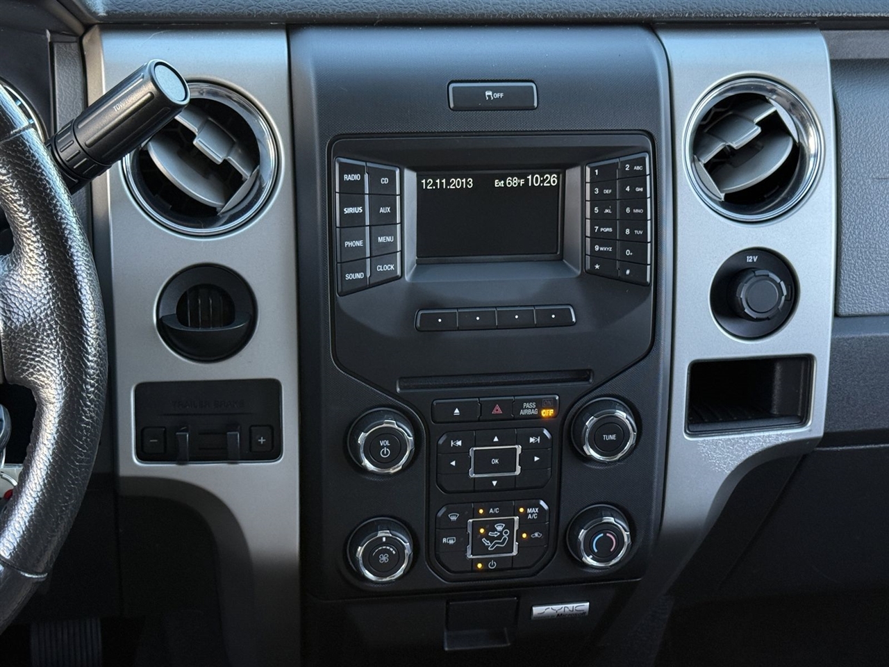 Ford F-150 2WD SuperCrew 145" King Ranch 2013