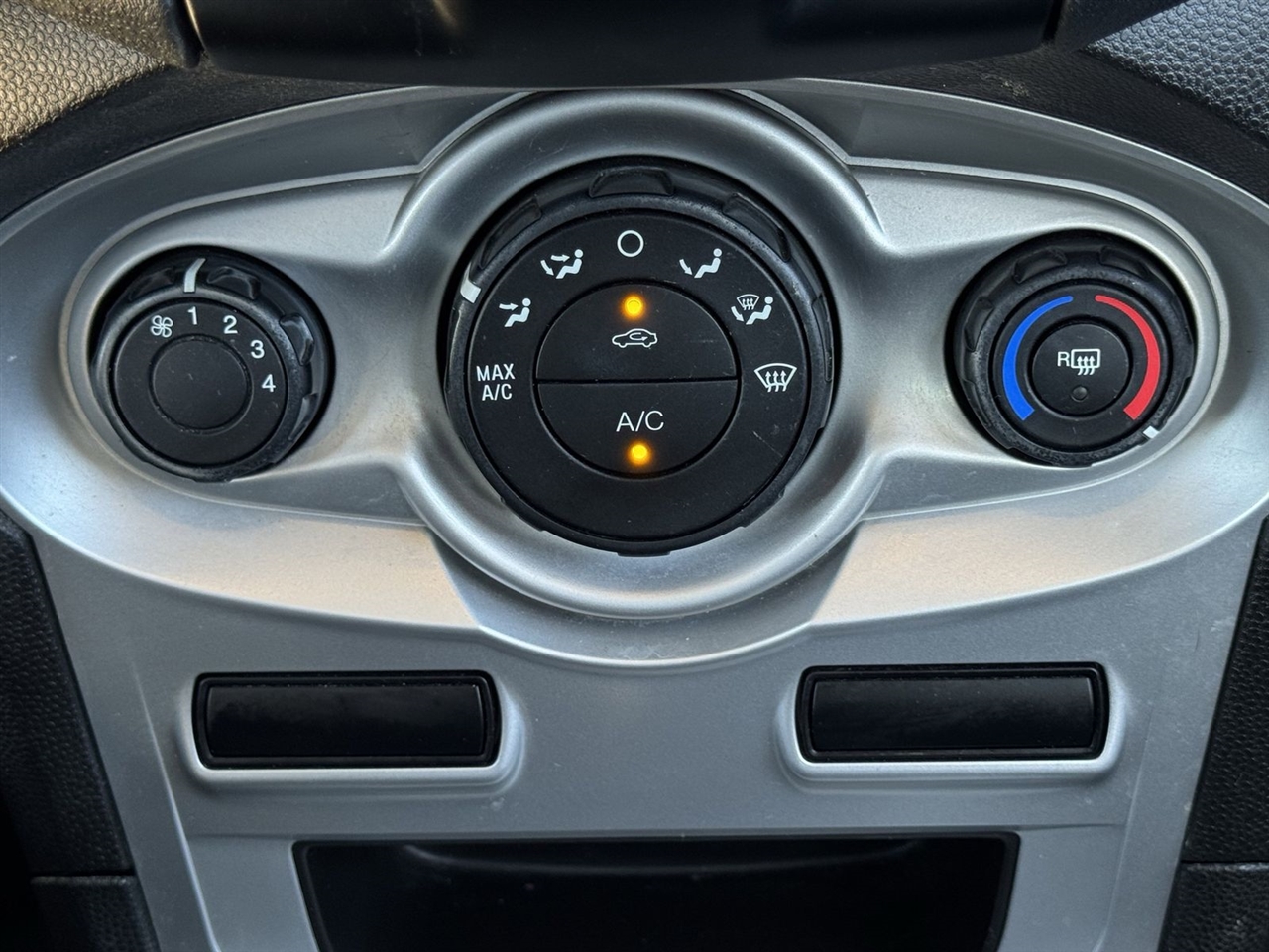 Ford Fiesta SE Sedan 2019