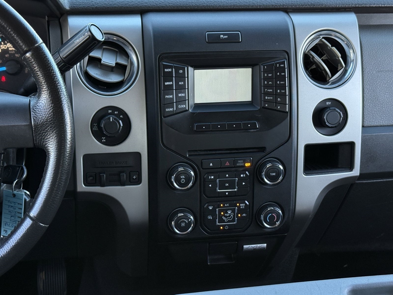 Ford F-150 4WD SuperCrew 145" King Ranch 2014