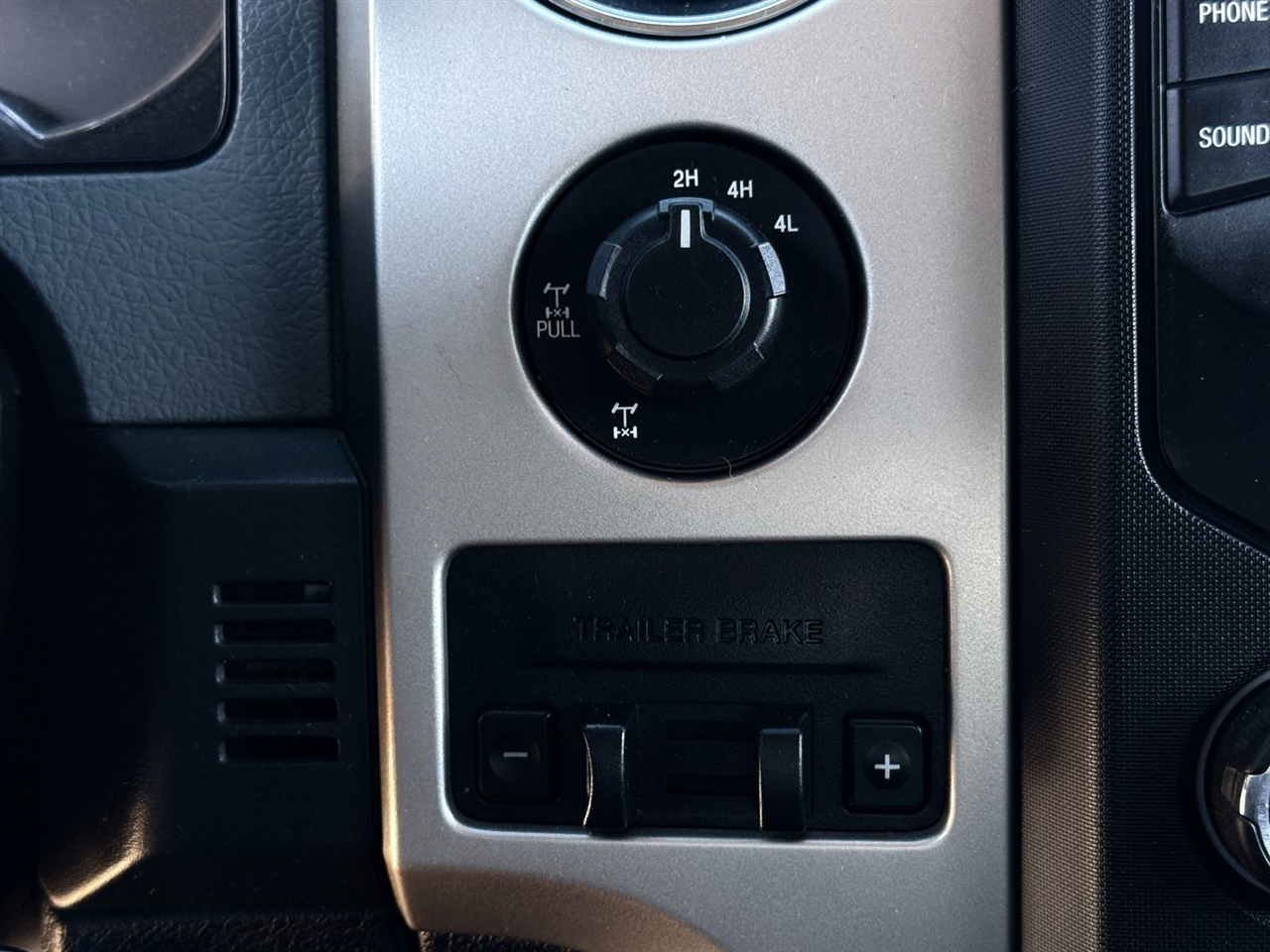 Ford F-150 4WD SuperCrew 145" King Ranch 2014