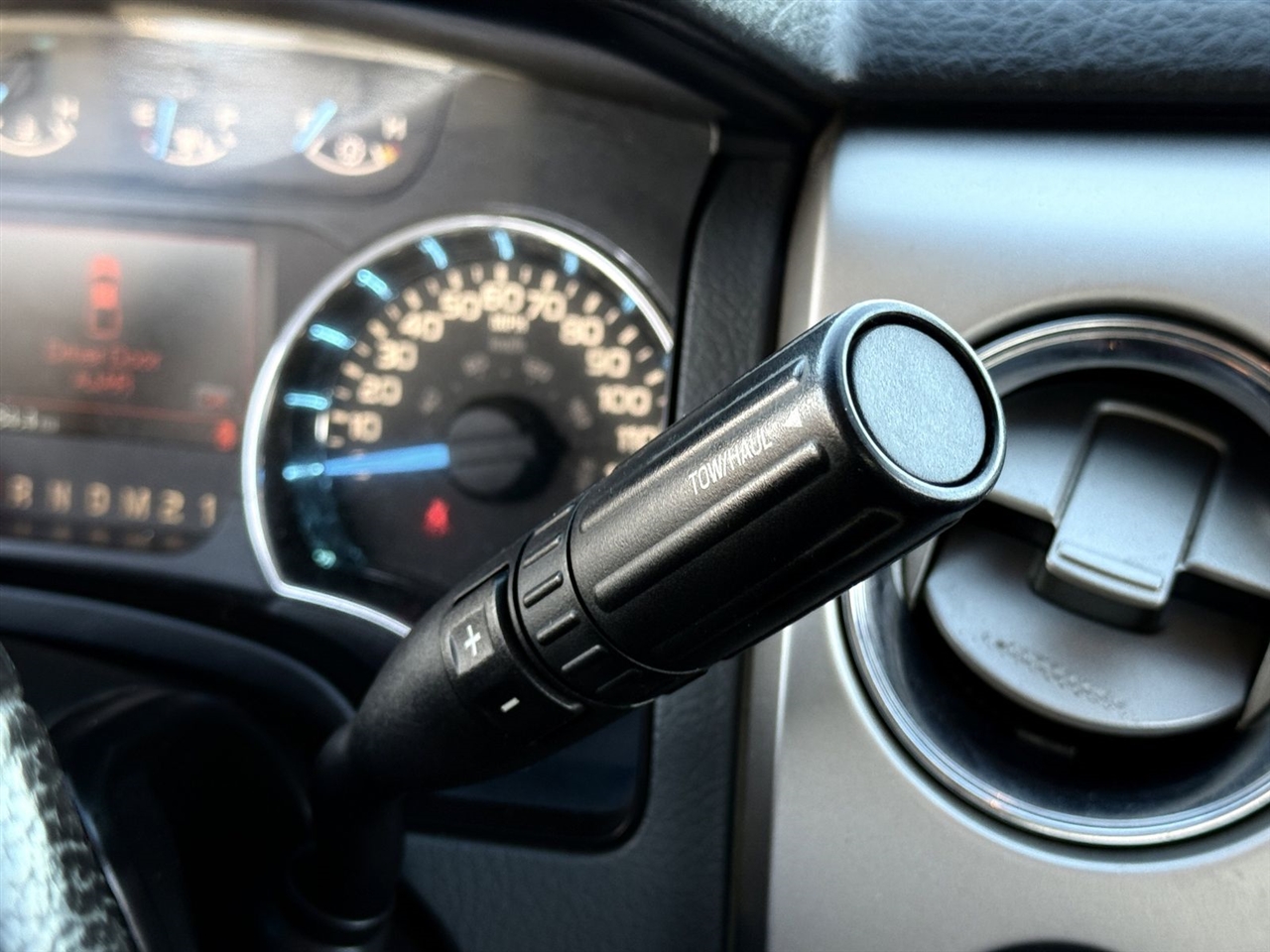 Ford F-150 4WD SuperCrew 145" King Ranch 2014