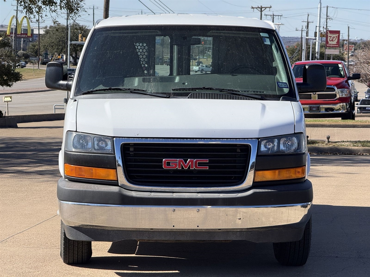 GMC Savana Cargo Van RWD 2500 135" 2017