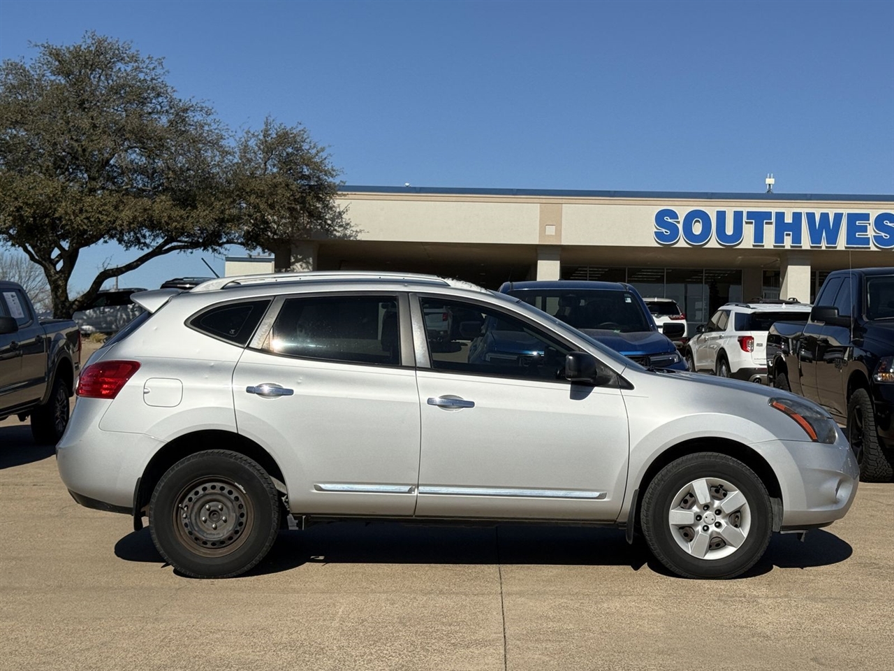 Nissan Rogue Select FWD 4dr S 2014