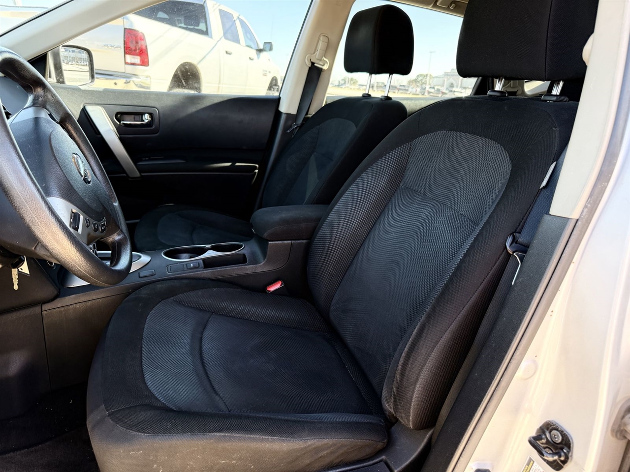 Nissan Rogue Select FWD 4dr S 2014