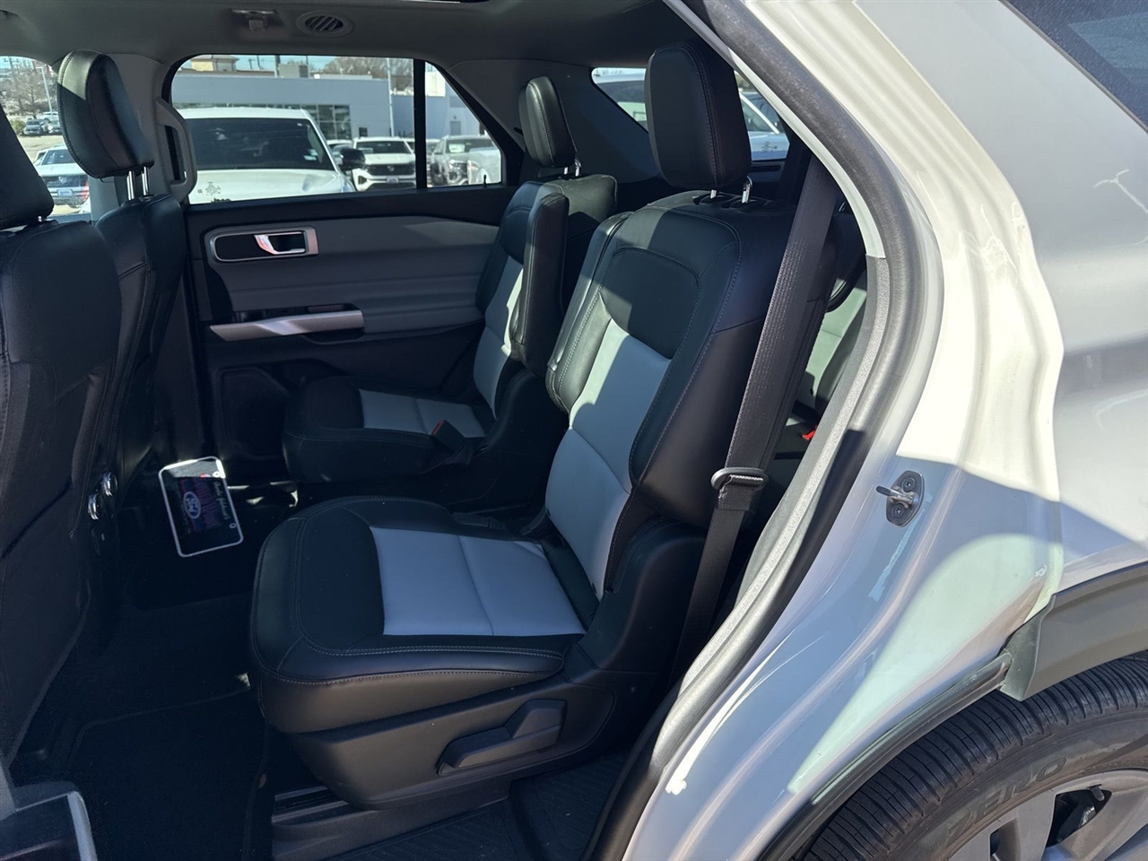 Ford Explorer XLT RWD 2022