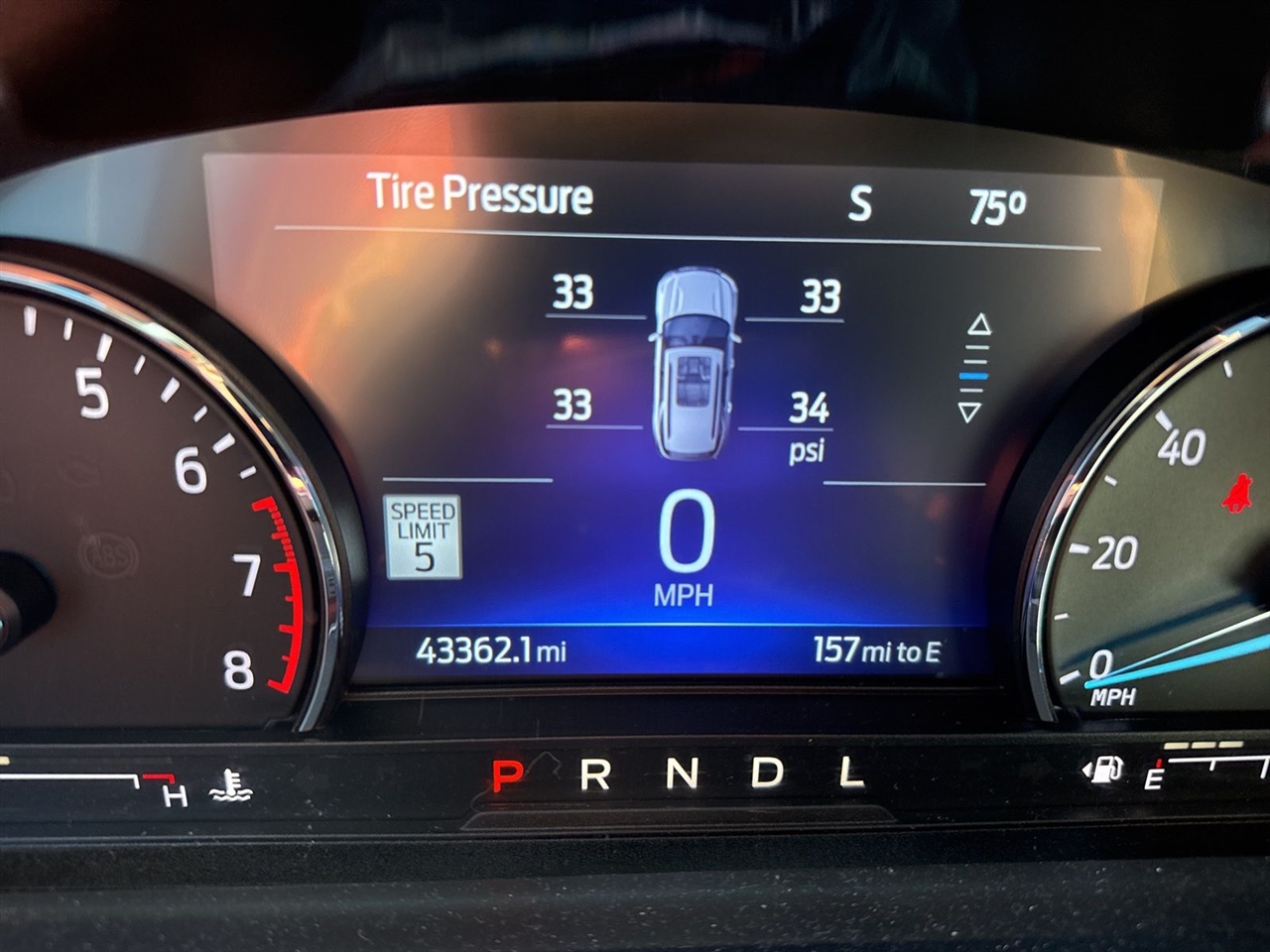 Ford Explorer XLT RWD 2022