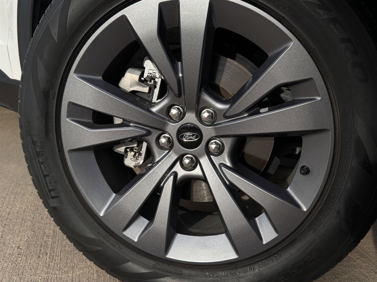 Ford Explorer XLT RWD 2022